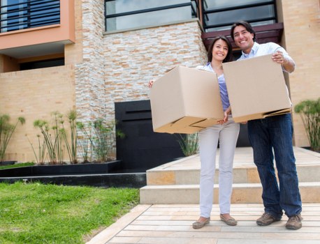 Local van service helping with flat moves near South Kensington